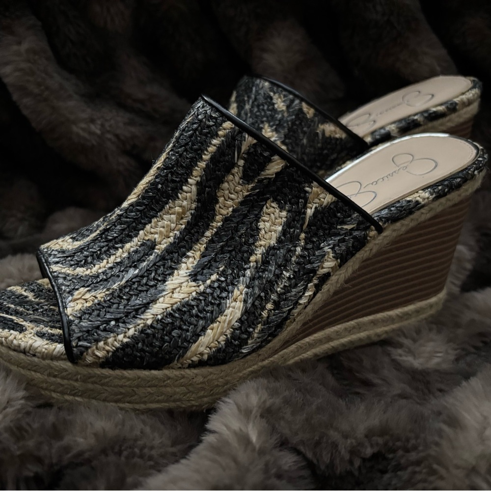 Jessica Simpson Black and Cream Woven Wedges